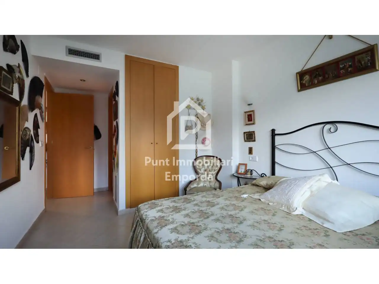 Bedroom of Flat for sale in Llançà  with Air Conditioner, Heating and Terrace