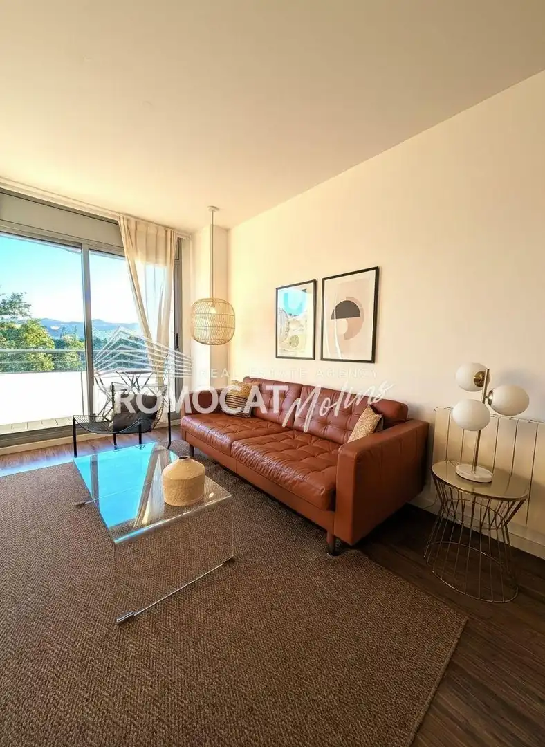 Living room of Flat for sale in Molins de Rei  with Air Conditioner, Heating and Furnished