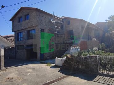 Casa en venda a Nogueira de Ramuín