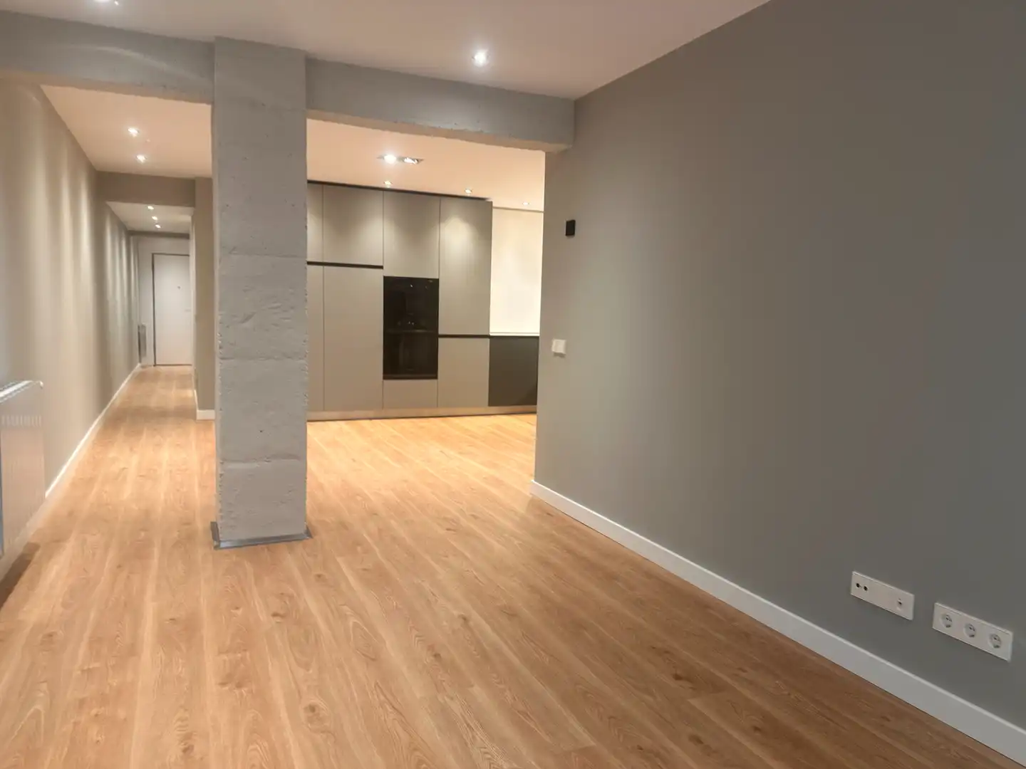Piso con terraza en venta en Calle Nicolás Salmerón 7, imagen 31