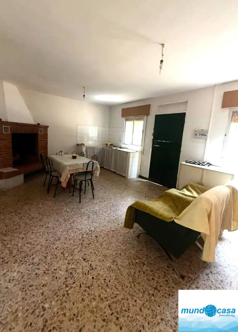 Cuina de Finca rústica en venda en Morata de Jalón amb Piscina comunitària