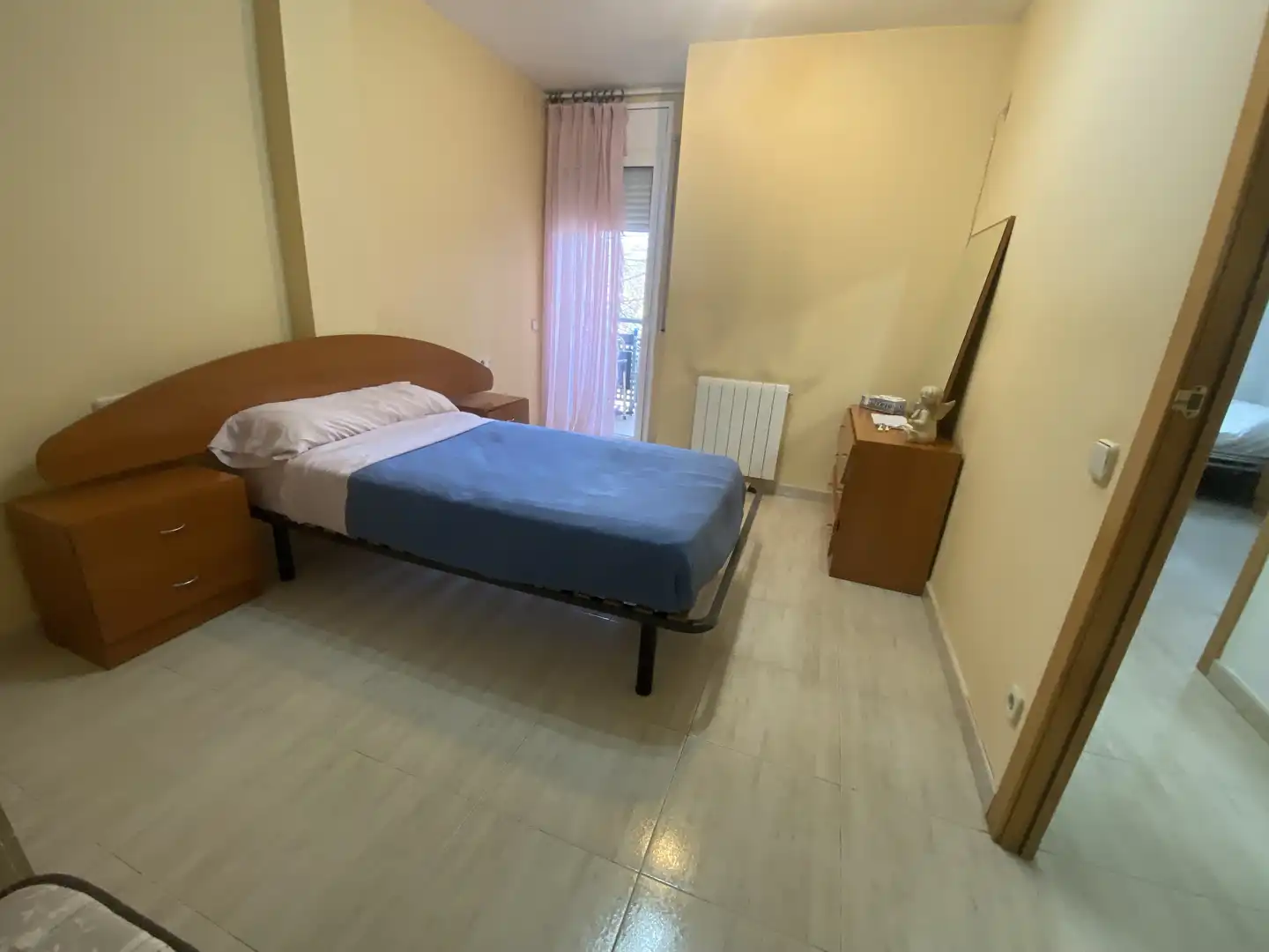 Habitación de Piso en venta en Tona con Calefacción
