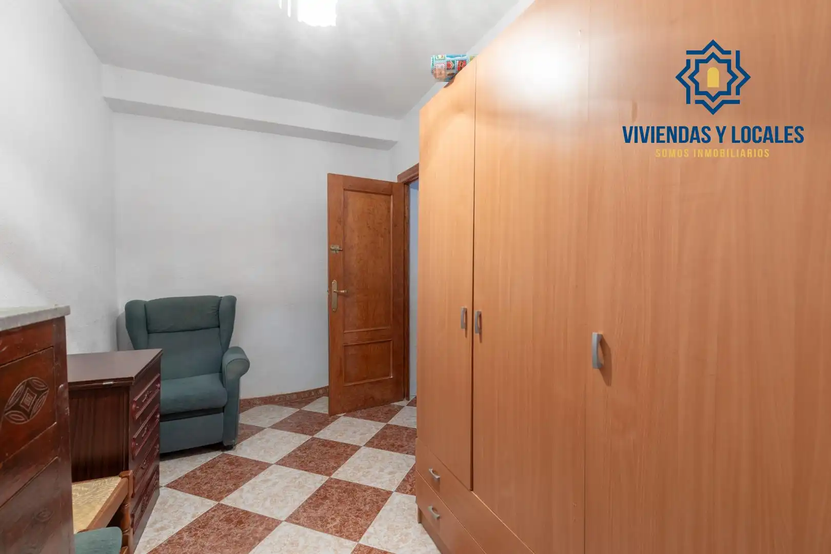 Dormitori de Casa o xalet en venda en La Zubia amb Terrassa