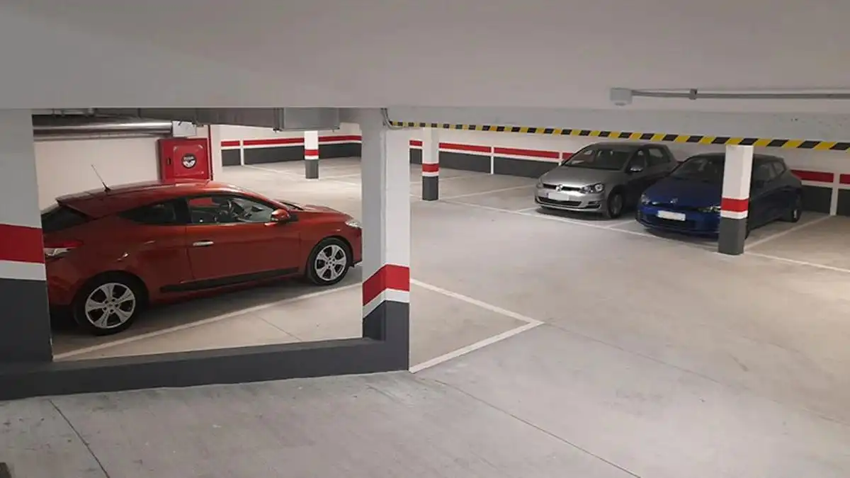 Garage zum Verkauf in Avenida Atlántida, 87, Alcabre