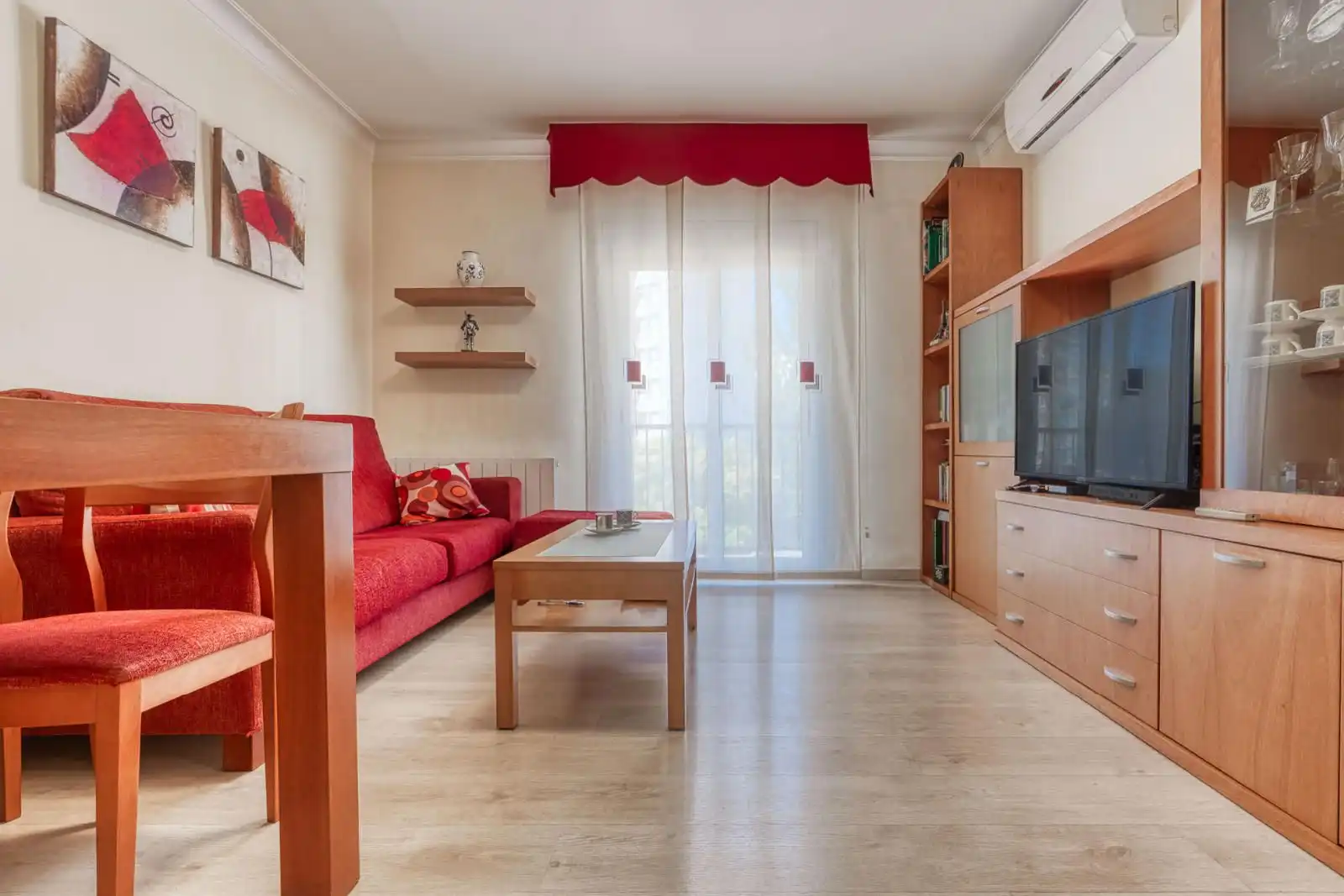 Sala d'estar de Àtic en venda en Cerdanyola del Vallès amb Aire condicionat, Calefacció i Terrassa