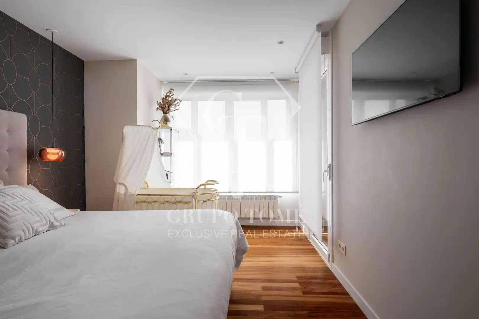 Bedroom of Detached homes for sale in Donostia - San Sebastián   with Heating, Private garden and Terrace