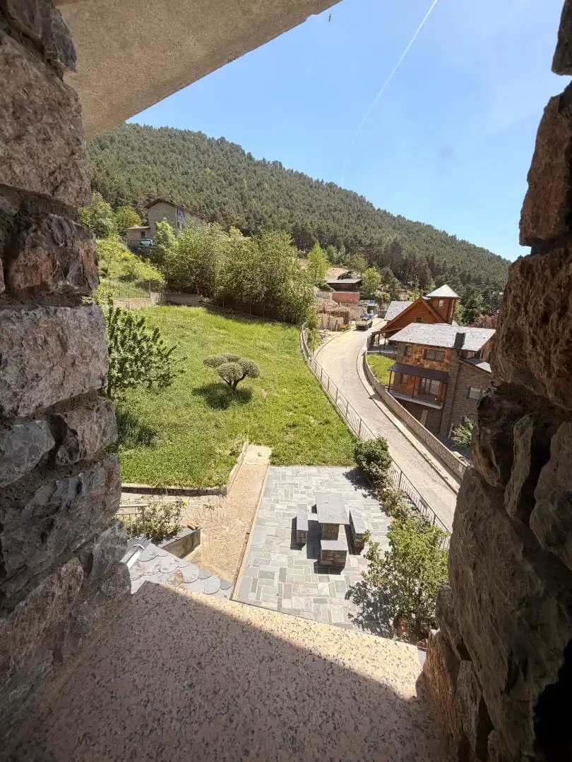 Vista exterior de Casa o chalet en venta en Sant Julià de Lòria con Calefacción, Jardín privado y Terraza