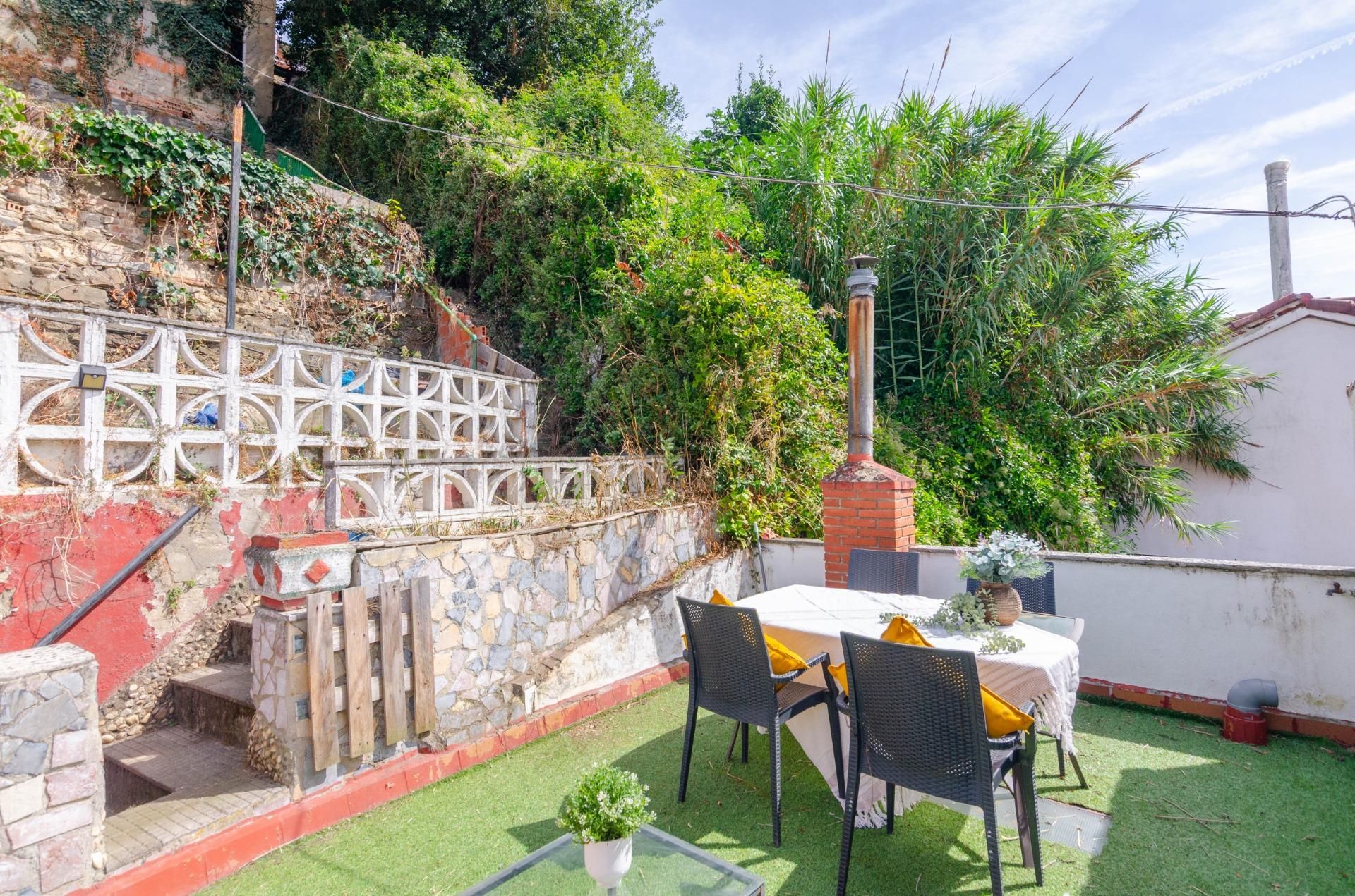 Terrassa de Casa o xalet en venda en Aller amb Calefacció i Terrassa