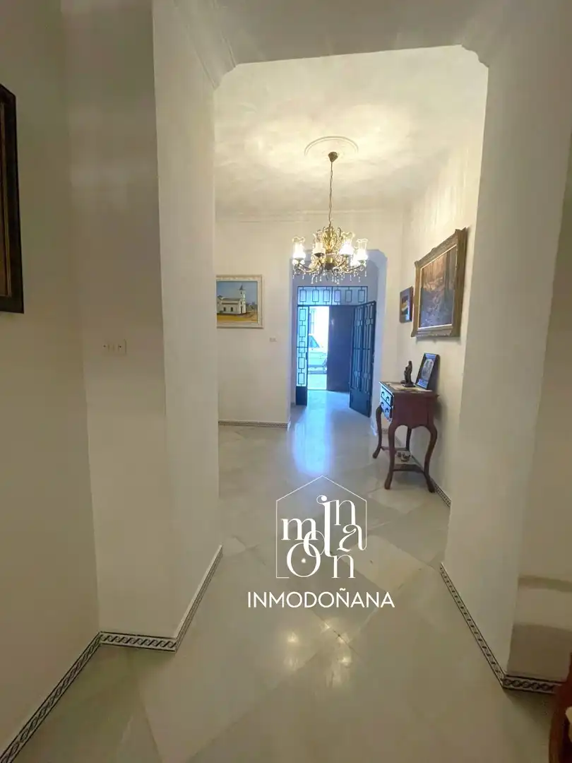 Casa o xalet en venda en Bollullos Par del Condado amb Aire condicionat, Terrassa i Moblat