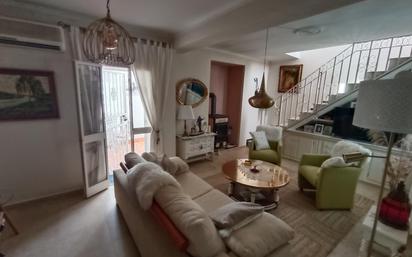 Living room of House or chalet for sale in Arcos de la Frontera  with Air Conditioner, Storage room and Balcony