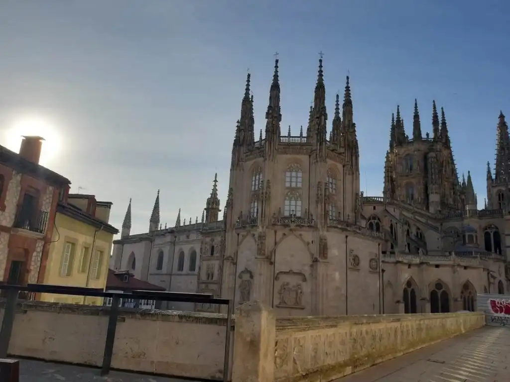 Vista exterior de Apartamento en venta en Burgos con Calefacción y Amueblado