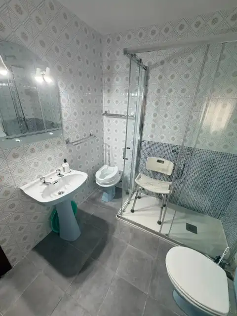 Baño de Piso en venta en Madrid con Aire acondicionado, Calefacción y Terraza