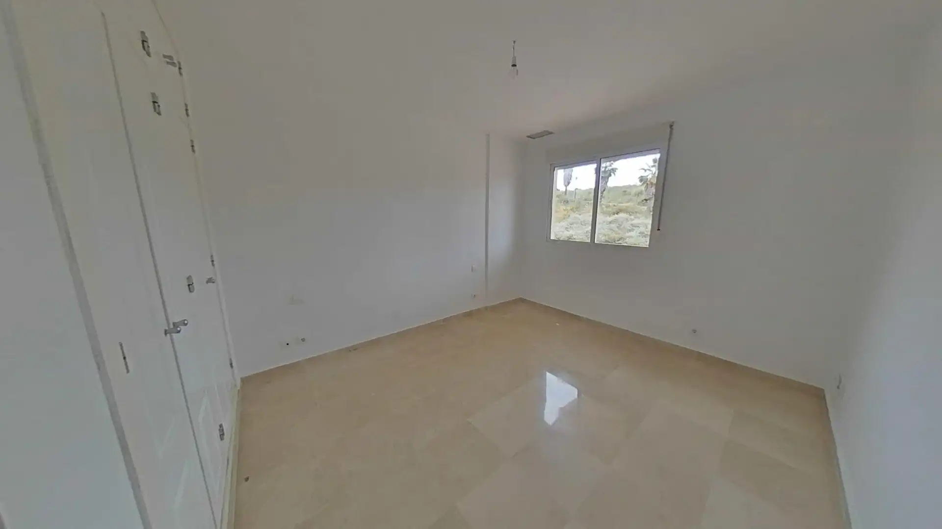 Bedroom of Flat for sale in Manilva