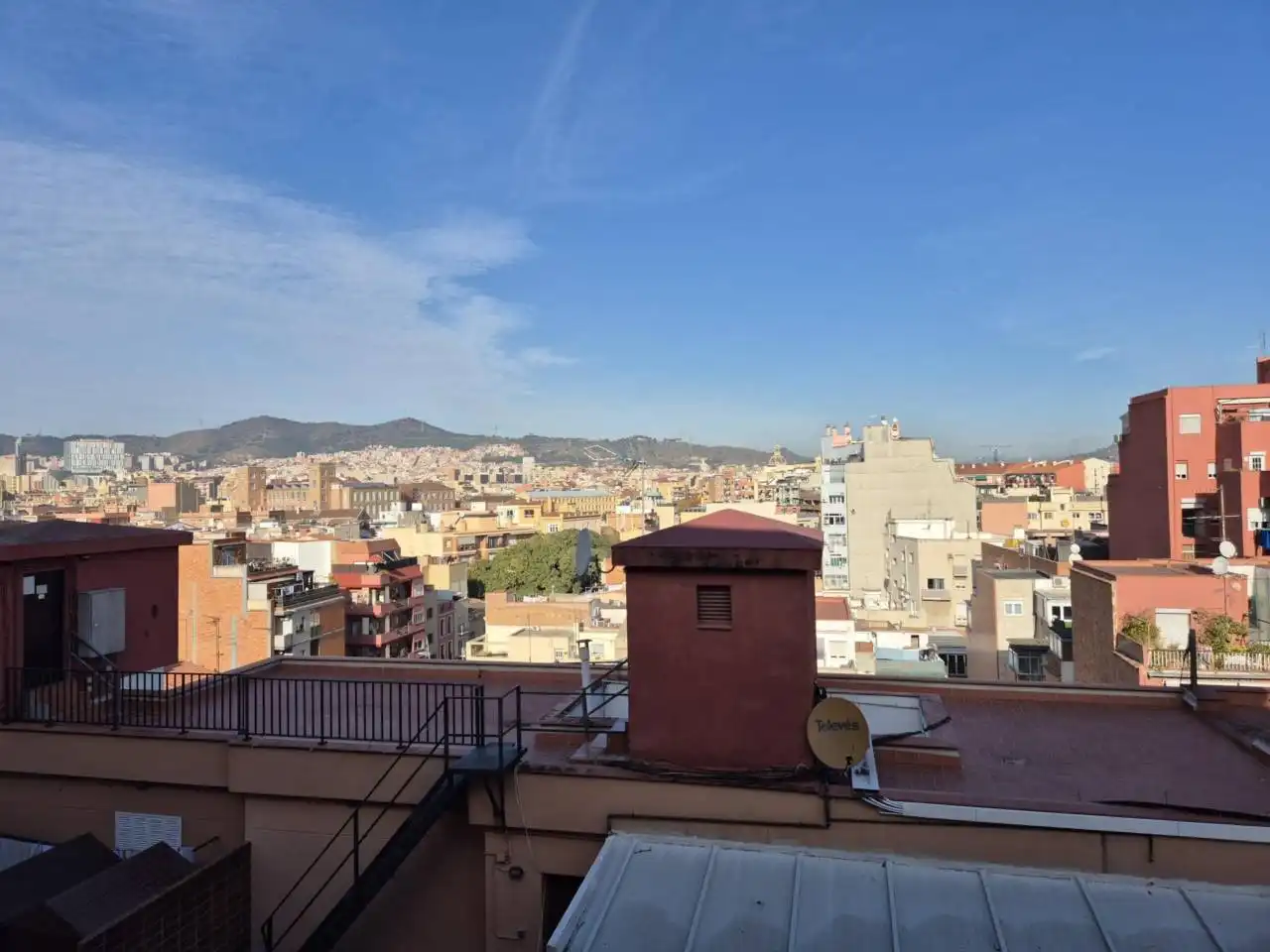 Außenansicht von Wohnung zum Verkauf in Barcelona