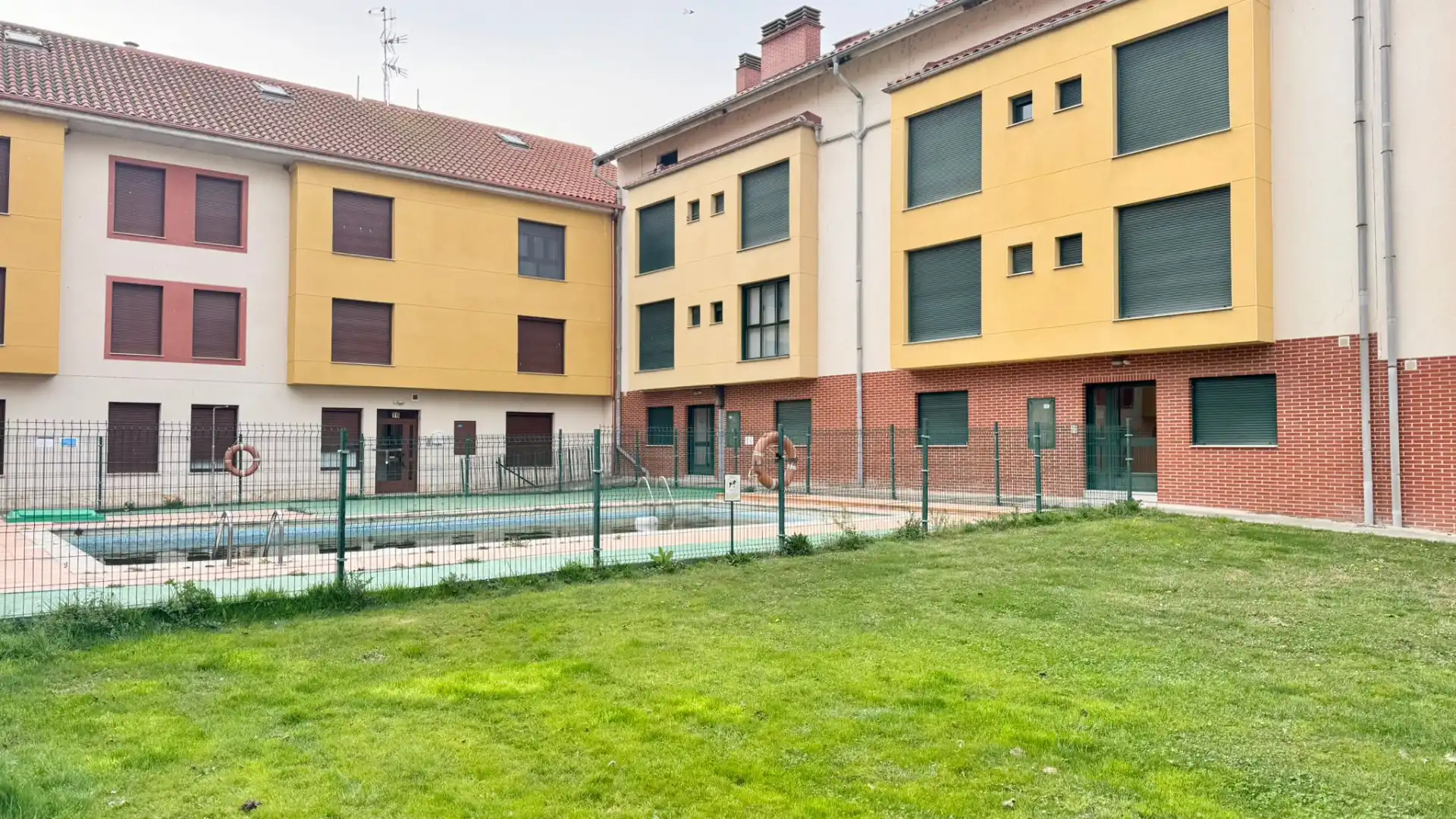 Duplex for sale in Calle Travesía de la Posada, Cuzcurrita de Río Tirón