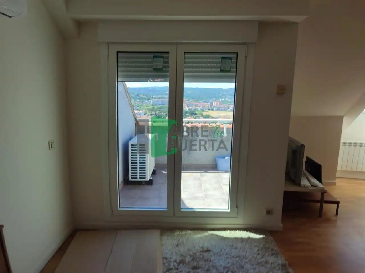Terrassa de Apartament de lloguer en Ourense Capital  amb Calefacció, Parquet i Terrassa