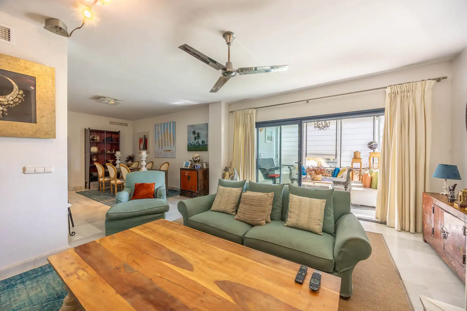 Sala de estar de Apartamento en venta en Sotogrande Costa