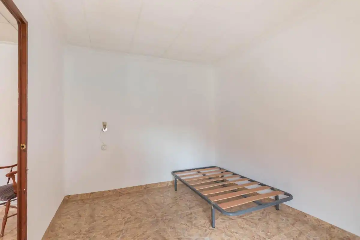 Habitación de Casa adosada en venta en Murcia con Aire acondicionado, Calefacción y Jardín privado