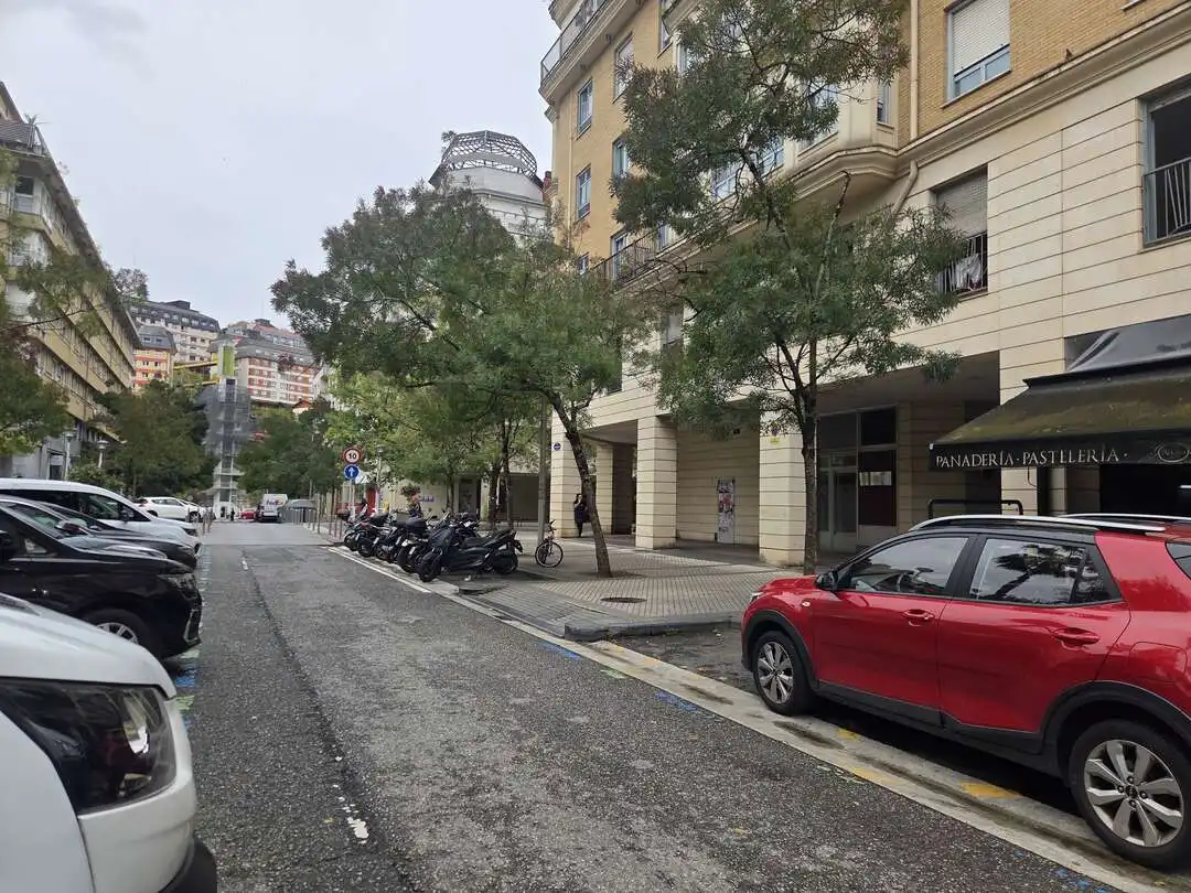 Parkplatz zum Verkauf in José Maria Sert Plaza, imagen 9