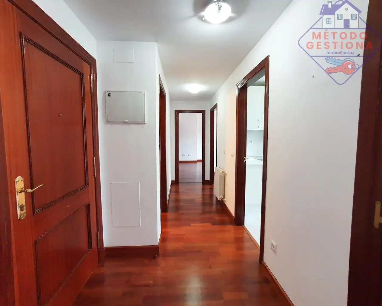Piso en venta en Entrambasaguas con Calefacción, Balcón y Piscina comunitaria