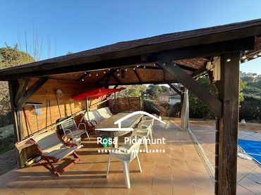 Villa con balcone in vendita a Lloret Verd - Els Pinars