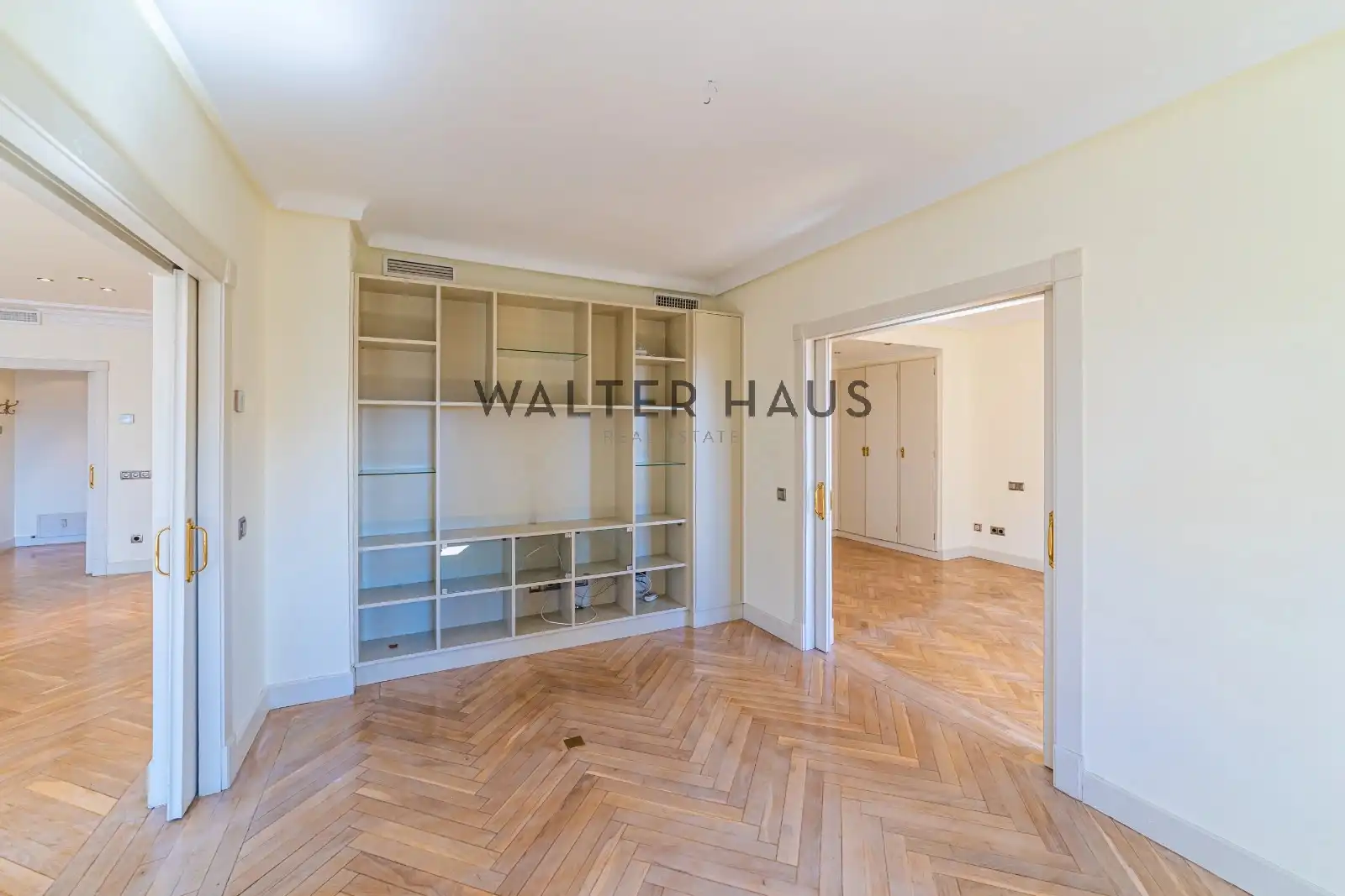 Flat for rent in Madrid  with Air Conditioner, Heating and Terrace