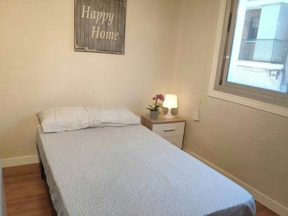 Bedroom of Flat to share in  Madrid Capital  with Heating, Furnished and Washing machine