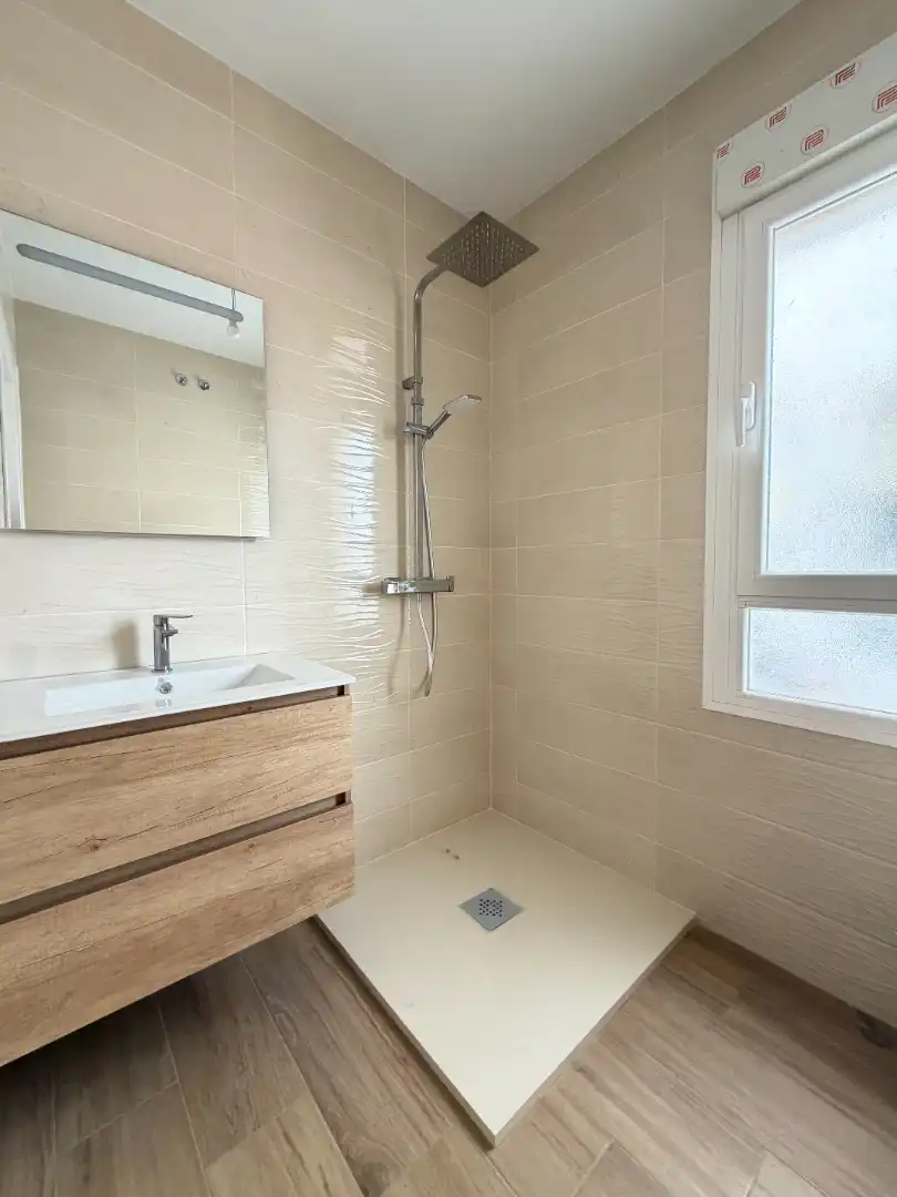 Bathroom of Flat for sale in Plasencia