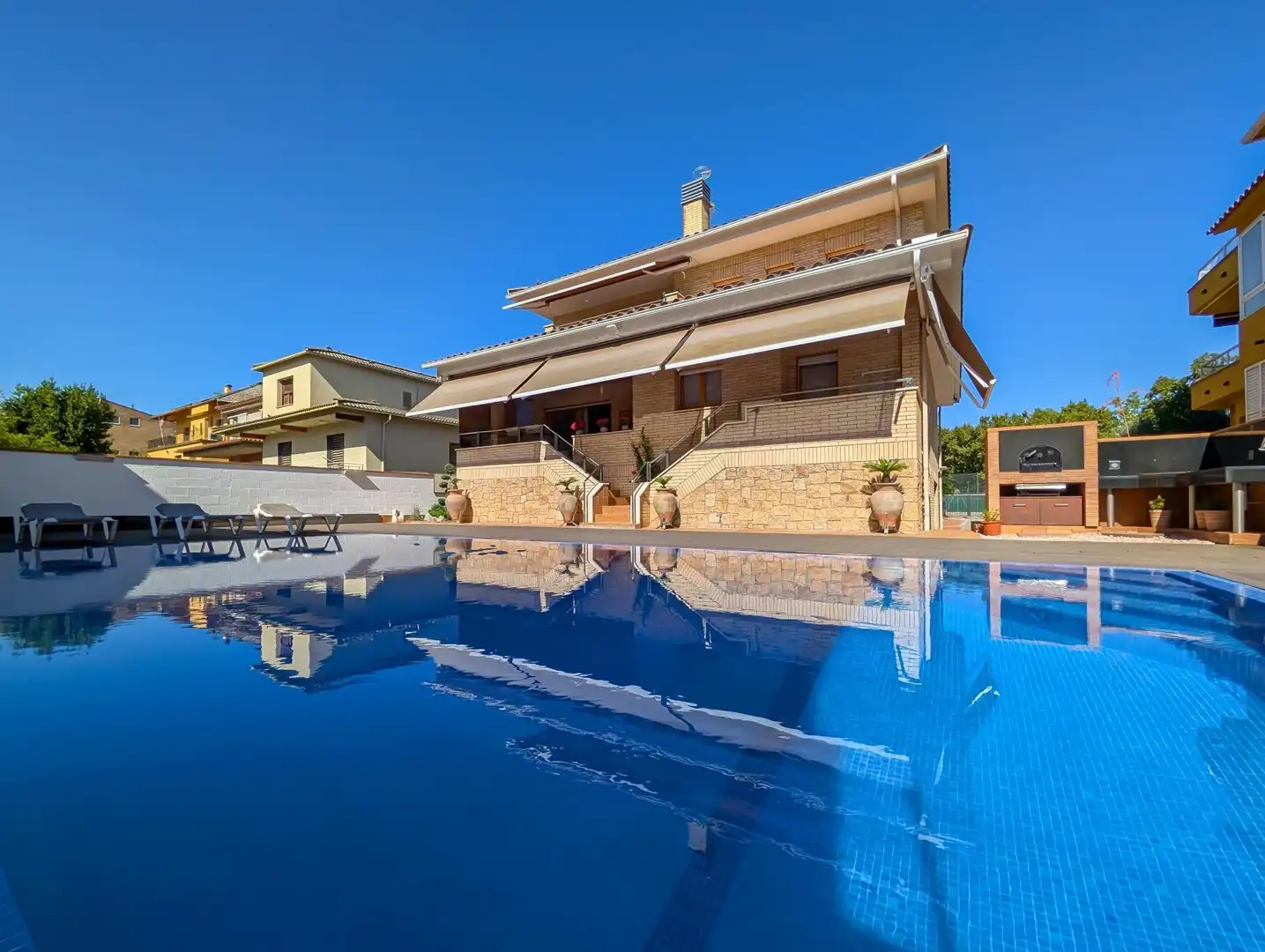 Piscina de Casa o xalet en venda en Banyoles amb Calefacció, Terrassa i Piscina