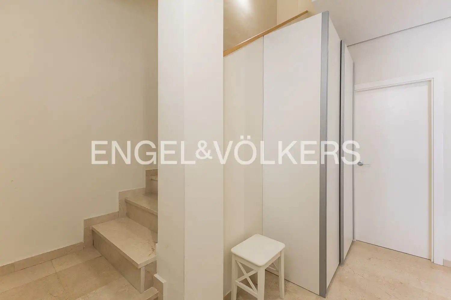 Casa o chalet de alquiler en Rocafort con Aire acondicionado, Calefacción y Jardín privado