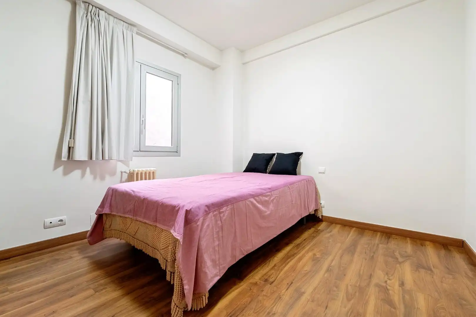 Bedroom of Flat for rent in Tarragona  with Air Conditioner, Heating and Terrace