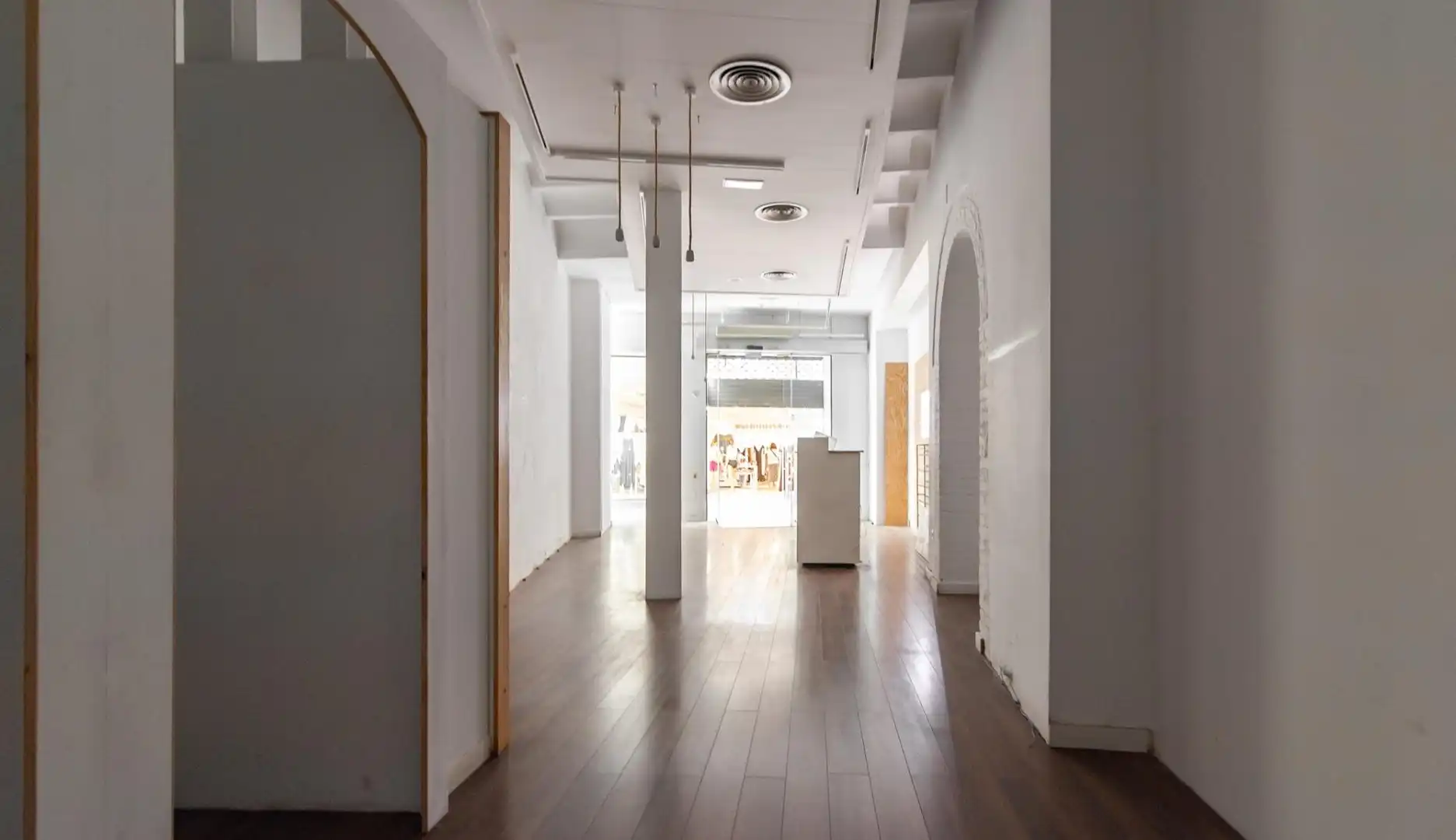 Local comercial de lloguer a Carrer de la Parellada, imagen 5