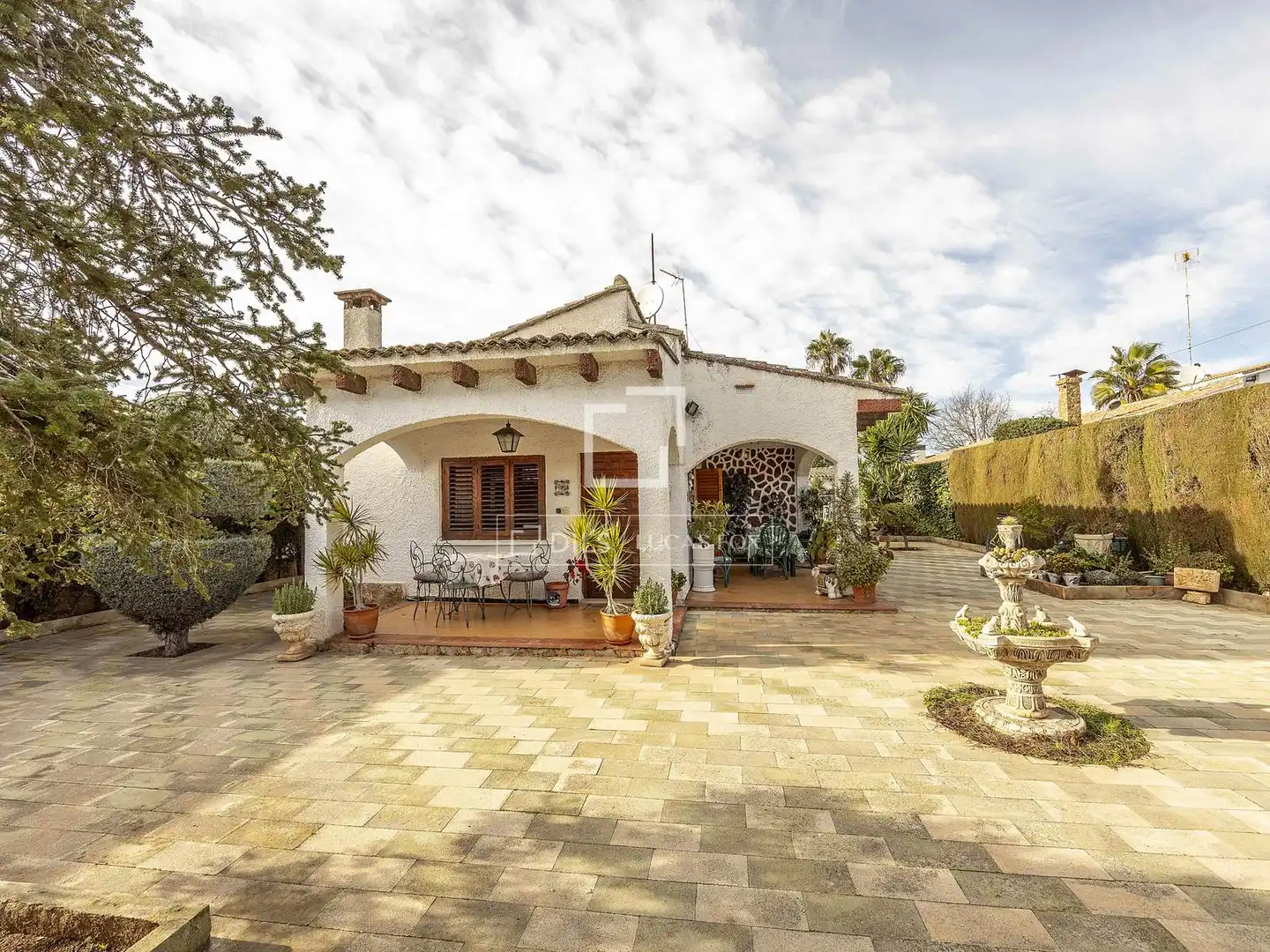 Vista exterior de Casa o chalet en venta en L'Eliana con Jardín privado, Terraza y Trastero