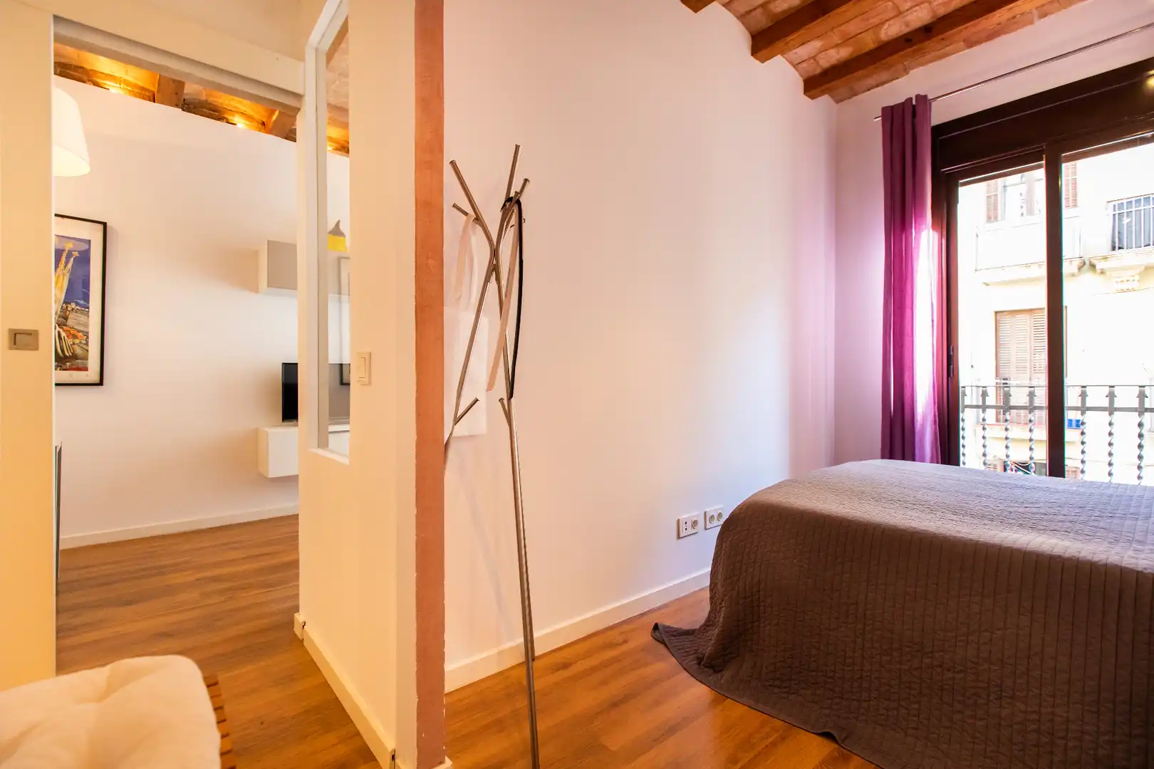 Flat for sale in Carrer de Tapioles, El Poble Sec - Parc de Montjuïc