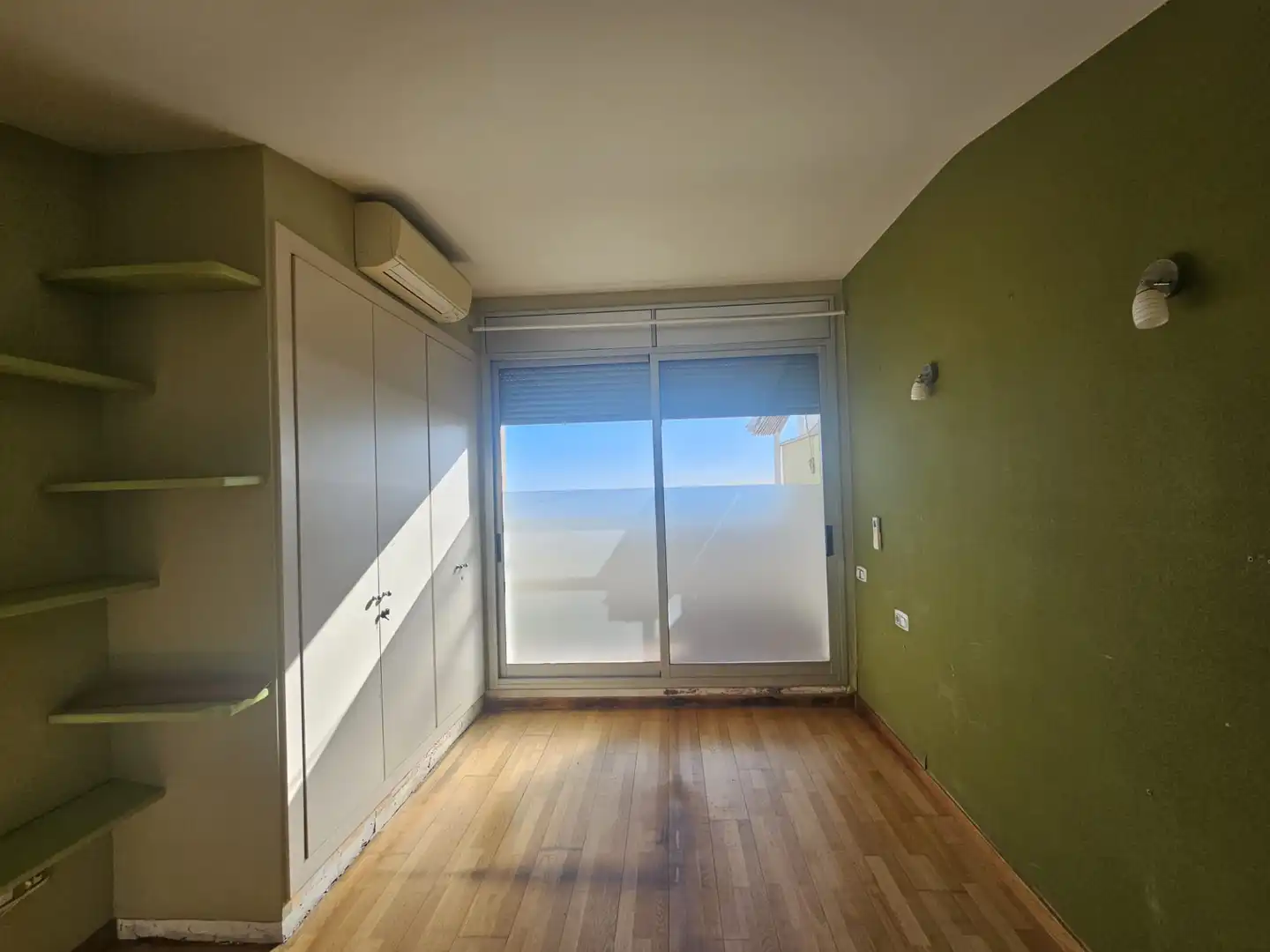 Dormitori de Dúplex en venda en Tarragona amb Aire condicionat, Calefacció i Terrassa