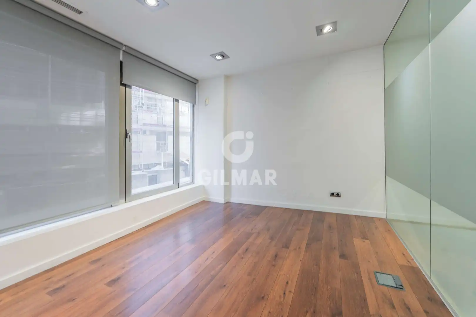 Local en venta en Madrid con Calefacción