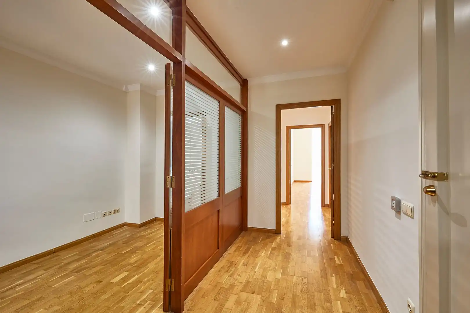 Apartments for sale in Barcelona  with Air Conditioner, Terrace and Balcony