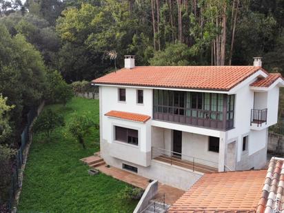 Exterior view of House or chalet for sale in Llanes  with Terrace and Balcony