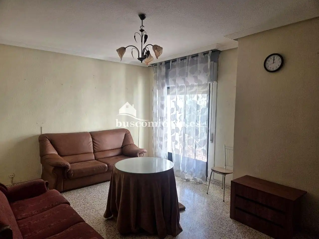 Sala d'estar de Pis en venda en Alcalá la Real amb Terrassa i Balcó