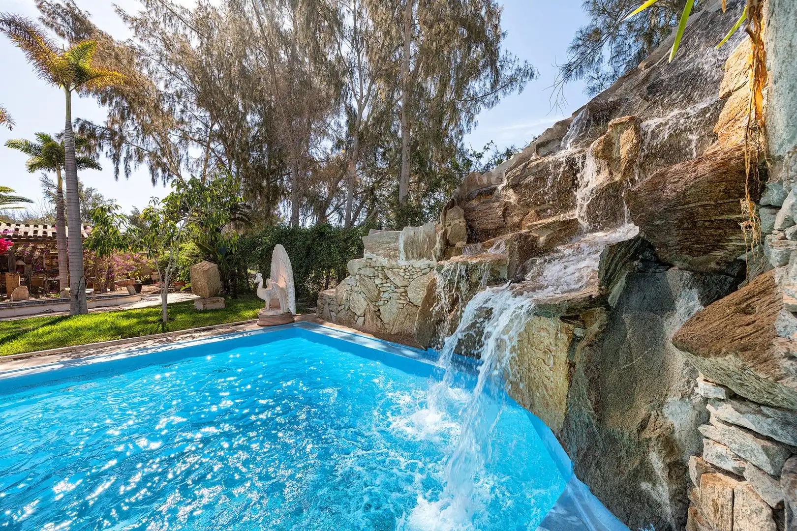 Piscina de Casa o xalet en venda en San Bartolomé de Tirajana amb Jardí privat, Terrassa i Traster