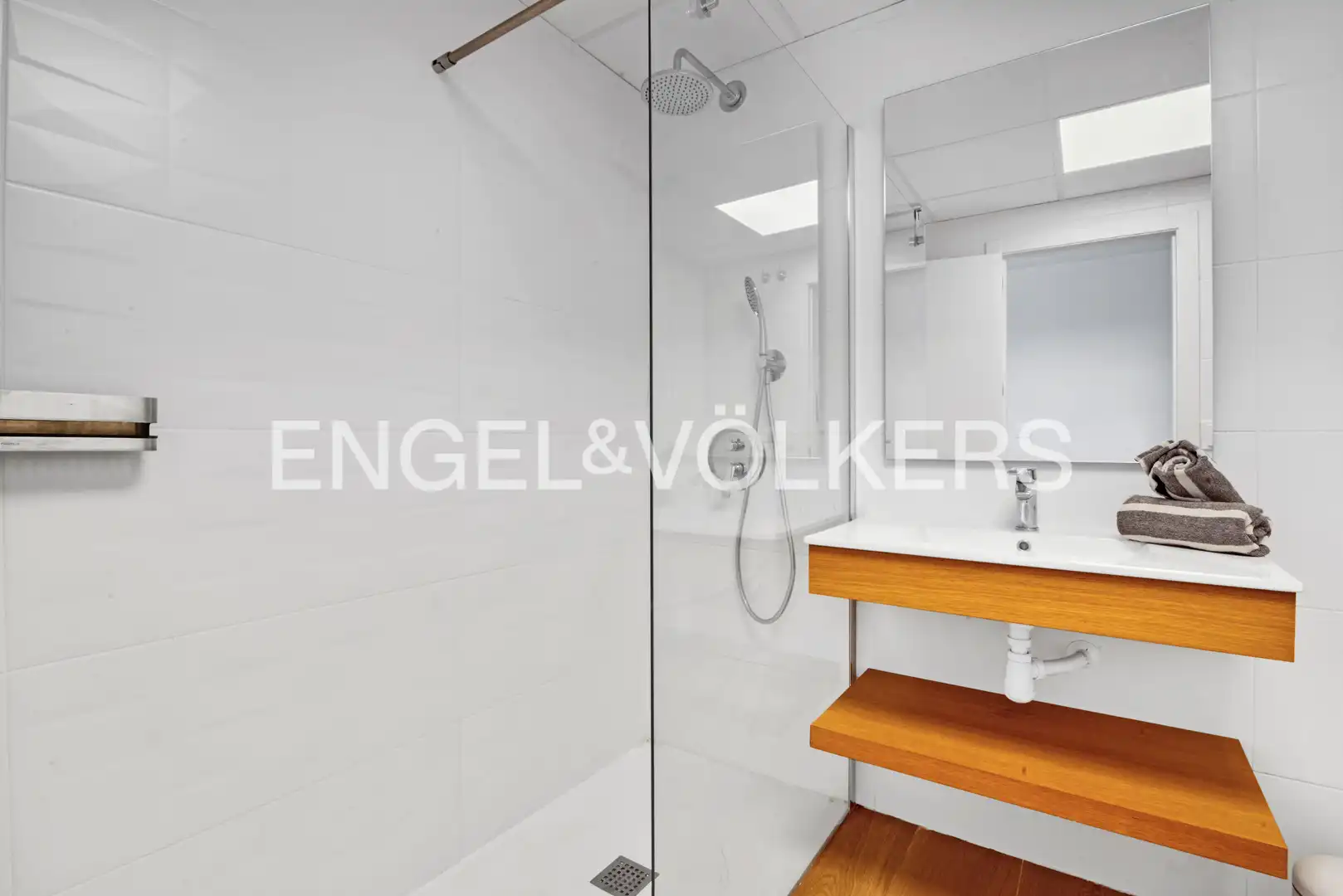 Baño de Ático en venta en Dénia con Calefacción, Terraza y Piscina
