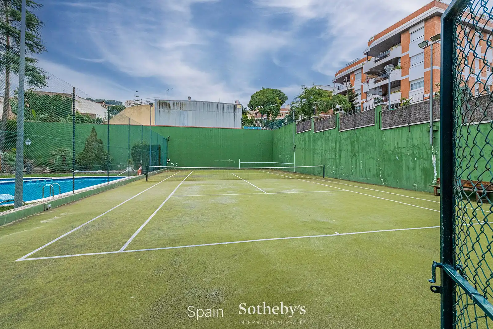 Piscina de Apartamento en venta en Barcelona con Aire acondicionado, Calefacción y Terraza