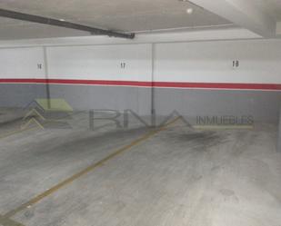 Parkplatz von Garage miete in Petrer