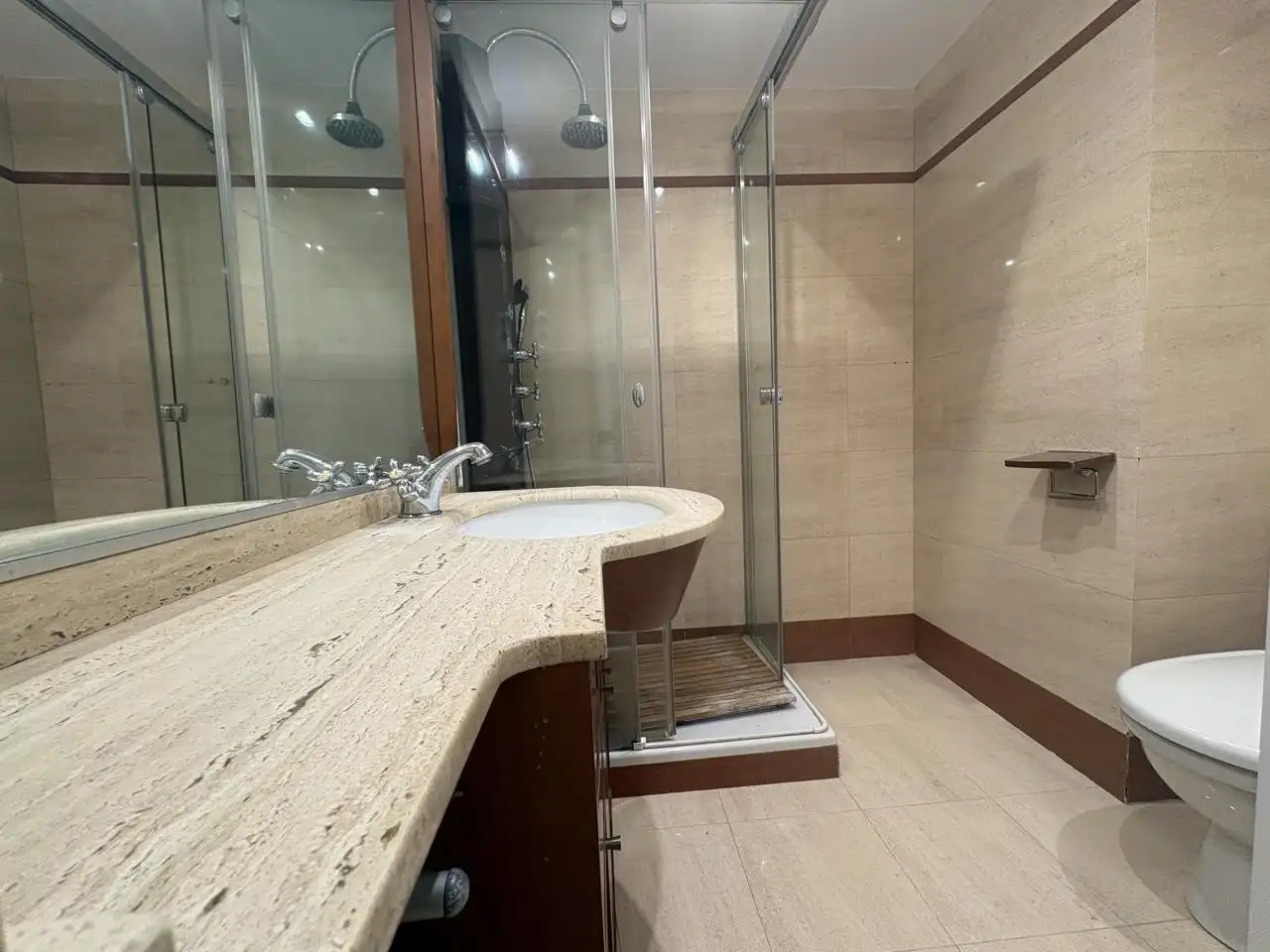 Baño de Piso de alquiler en Madrid con Aire acondicionado, Calefacción y Terraza