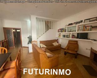 Sala d'estar de Casa o xalet en venda en Catarroja amb Terrassa i Balcó