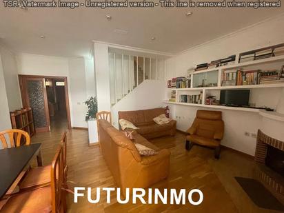 Living room of House or chalet for sale in Catarroja  with Terrace and Balcony