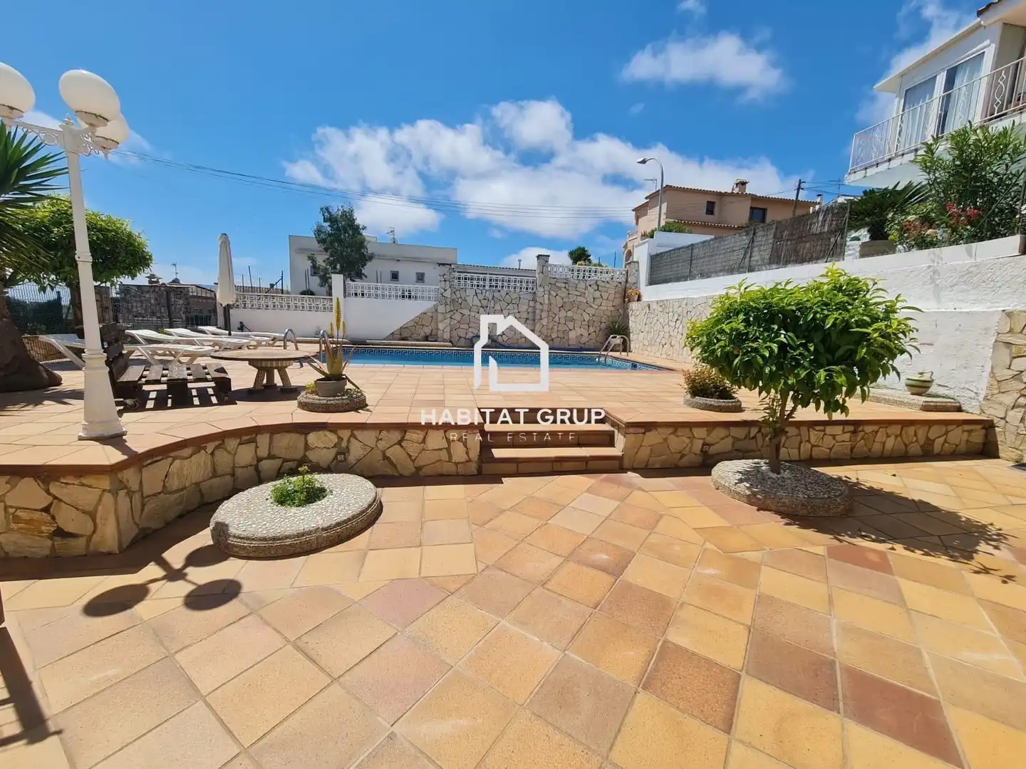 Piscina de Casa o chalet en venta en Blanes con Aire acondicionado, Calefacción y Jardín privado