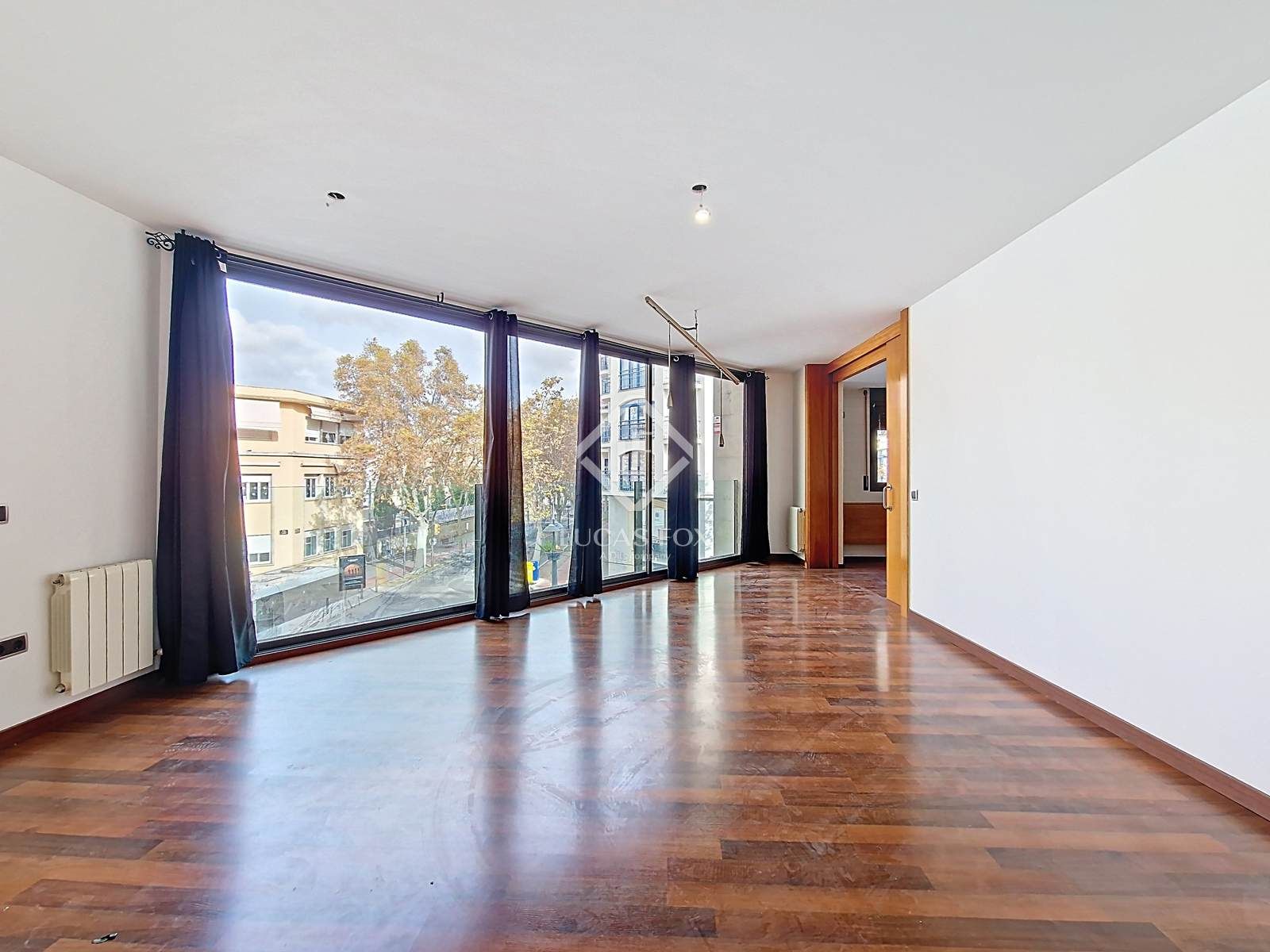 Living room of Flat for sale in Vilanova i la Geltrú  with Air Conditioner, Heating and Storage room