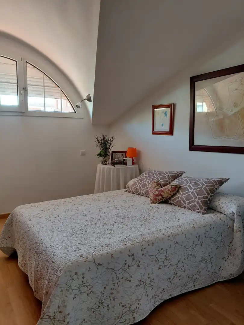 Dormitori de Casa adosada en venda en Parets del Vallès amb Aire condicionat, Calefacció i Piscina