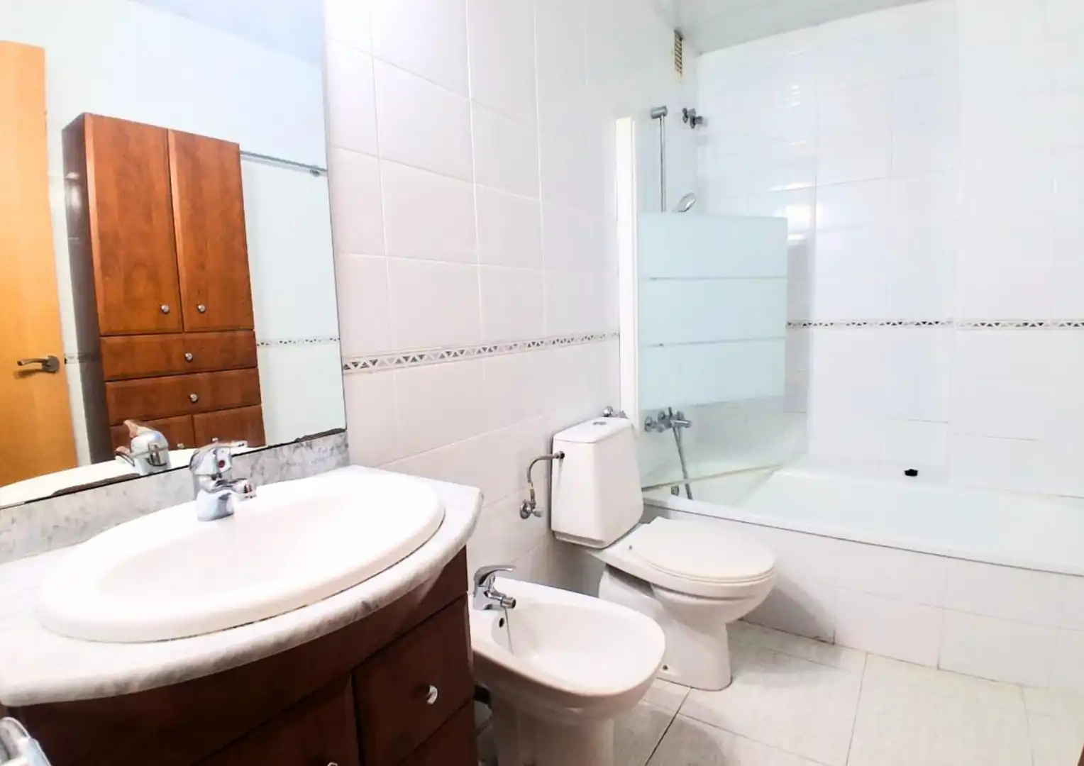 Baño de Piso en venta en Sabadell con Calefacción
